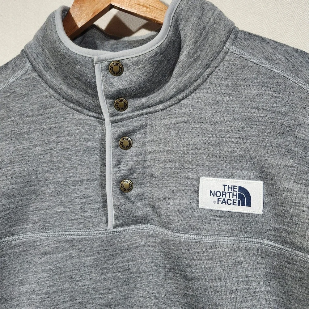 The North Face Mens XL Gray Sherpa Lined Quarter Snap Fleece Pullover Jacket